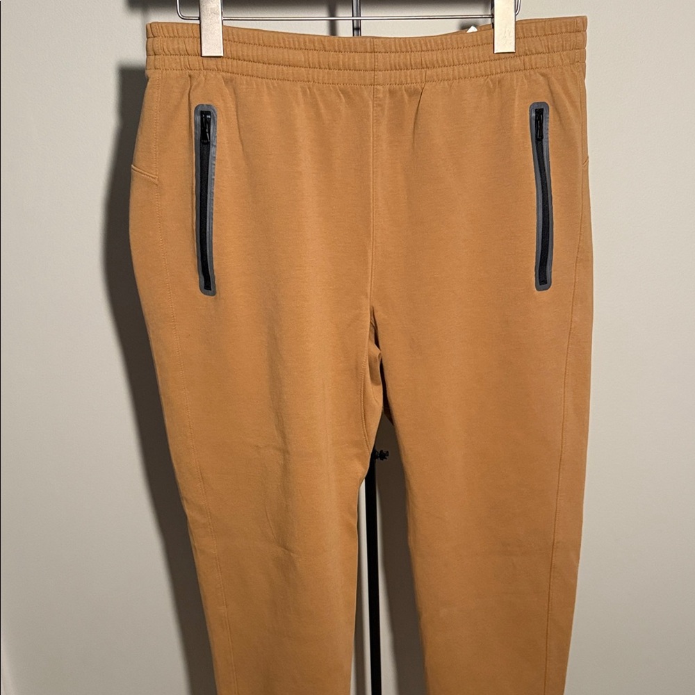 Old Navy Jogger Mustard/Brown Size L ON Active Dynamic Fleece 4-Way Stretch EUC